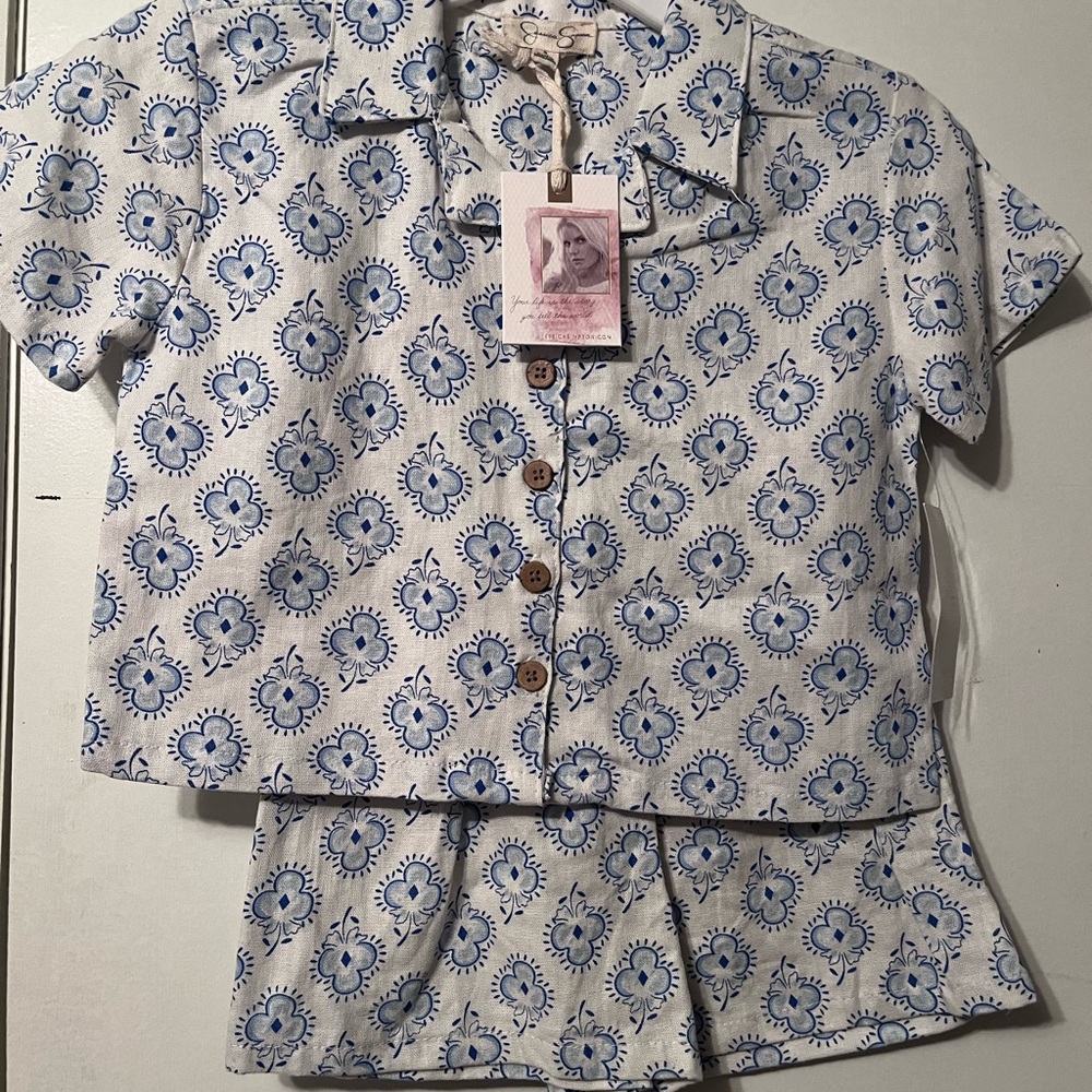 Jessica Simpson Blue and White Geometric Skort Set